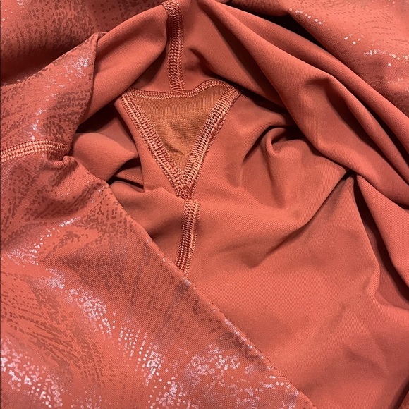 Lululemon Wunder Under High-Rise Tight in Soft Cranberry Pink Foil - size 12 - Picture 10 of 11